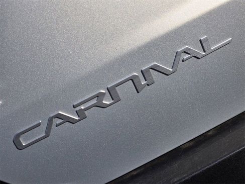 New 2026 Kia Carnival EX image 8