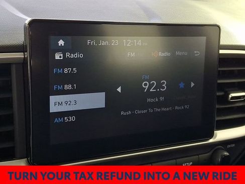 Certified 2025 Hyundai Venue SEL image 21