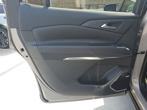 New 2026 Chevrolet Traverse Z71 w/ Enhanced Driving Package image 17