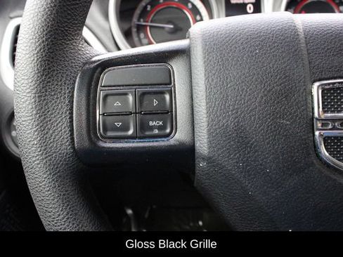 Used 2020 Dodge Journey SE w/ Blacktop Package FWD image 7