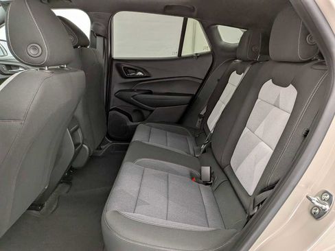 New 2026 Chevrolet Trax RS w/ Sunroof Package FWD image 20