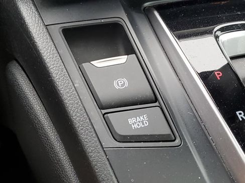 Used 2019 Honda CR-V EX image 31