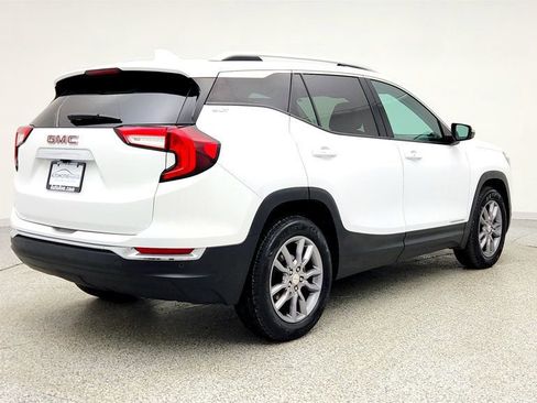 Used 2022 GMC Terrain SLT image 5