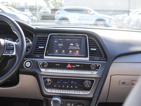 Used 2019 Hyundai Sonata SEL image 17