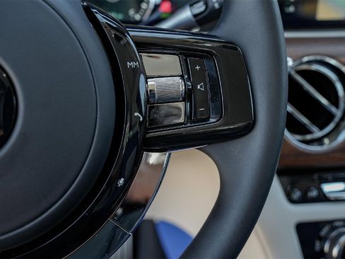 Certified 2023 Rolls-Royce Ghost w/ Ghost Package image 28