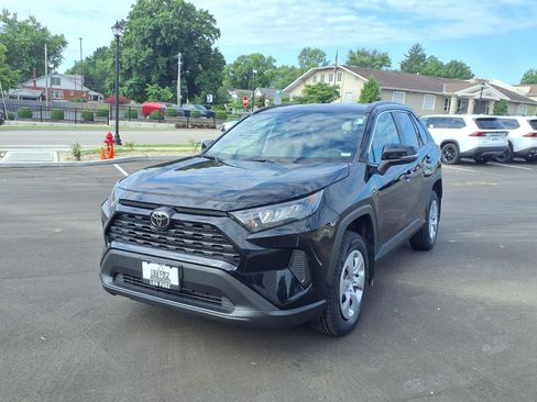 Certified 2021 Toyota RAV4 LE AWD/4WD image 27