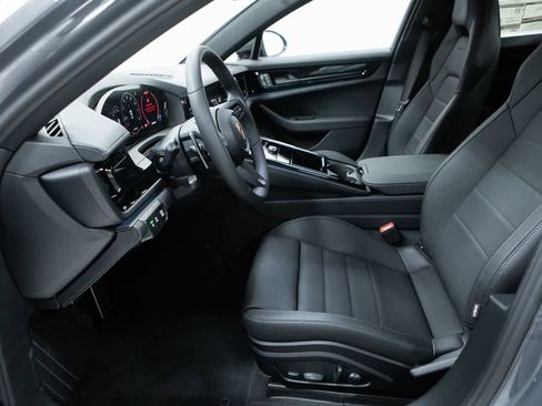 New 2026 Porsche Panamera RWD image 23