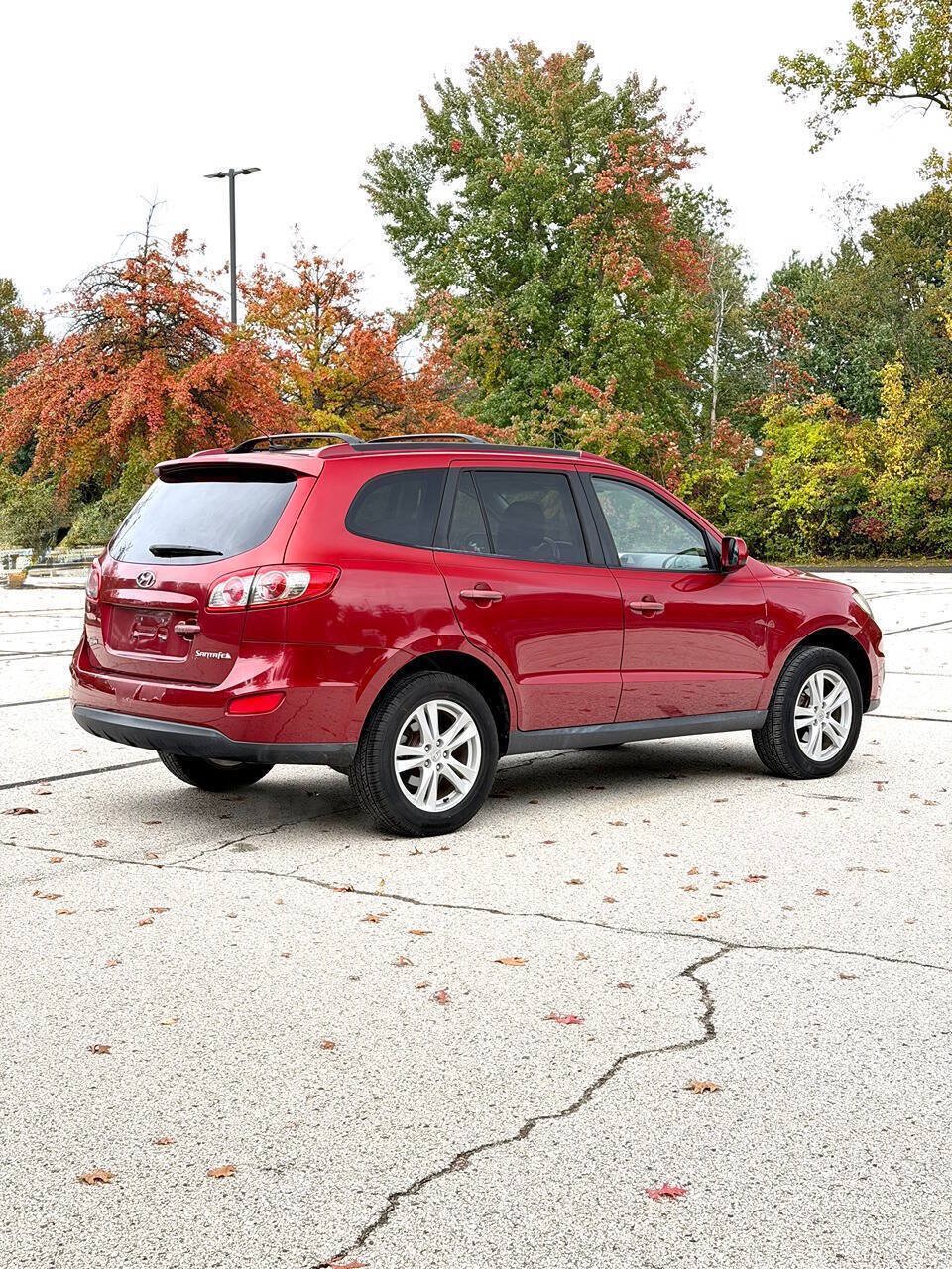Used 2010 Hyundai Santa Fe SE FWD image 8