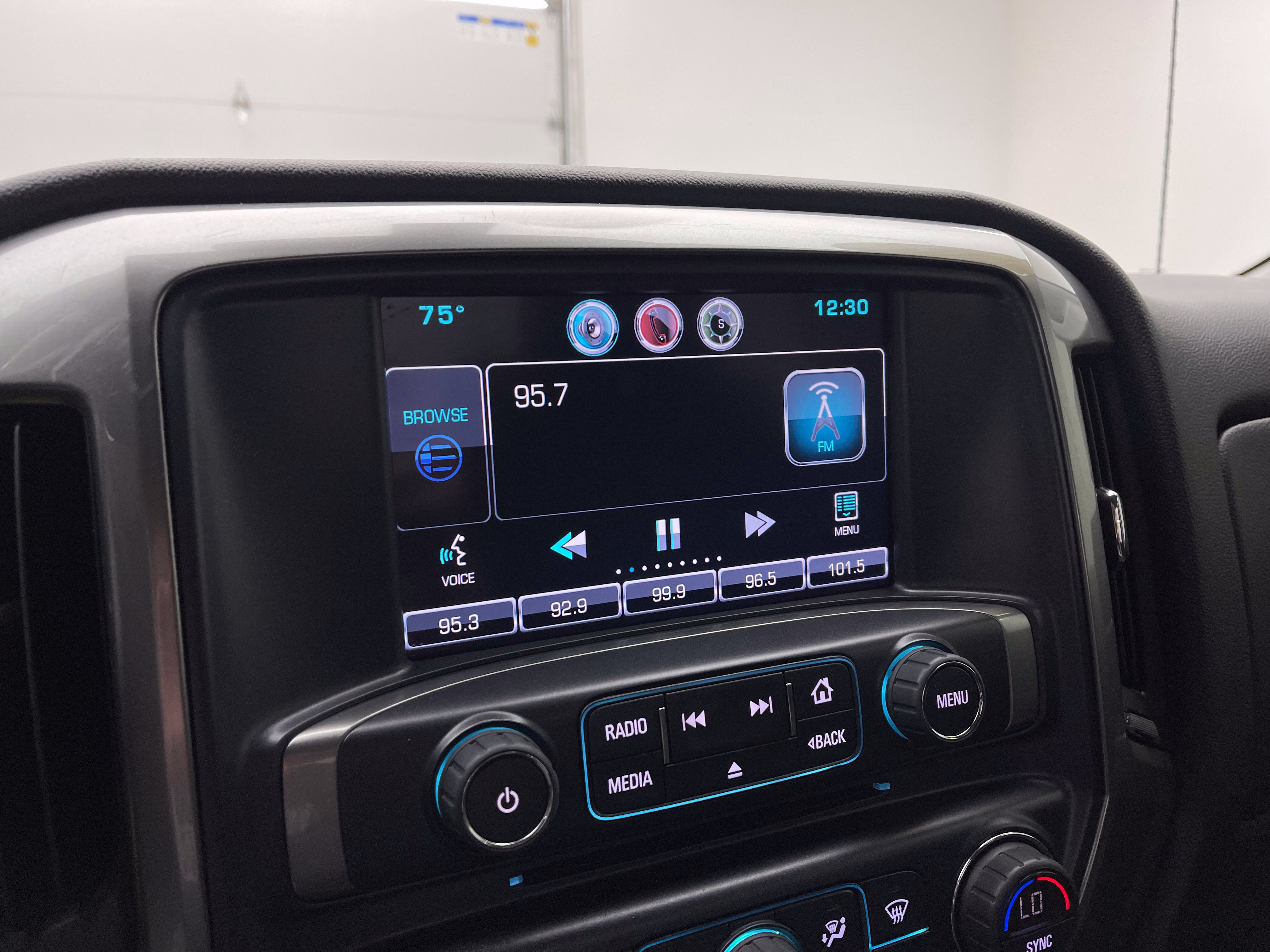 Used 2016 Chevrolet Silverado 1500 LT w/ All Star Edition AWD/4WD image 23