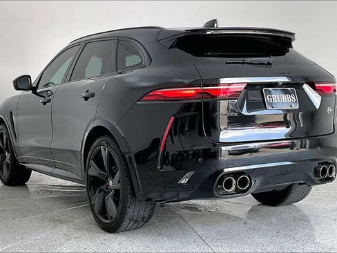 Used 2023 Jaguar F-PACE SVR AWD/4WD image 14