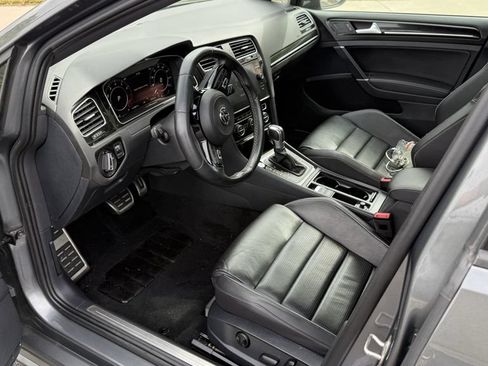 Used 2019 Volkswagen Golf R 4-Door AWD/4WD image 3