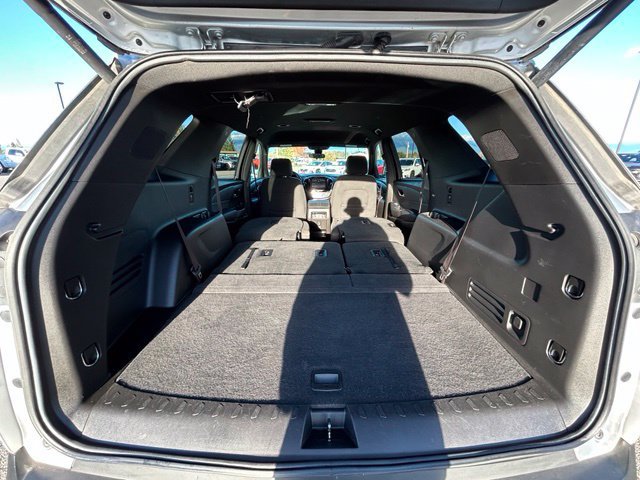 Used 2022 Chevrolet Traverse LT AWD/4WD image 47