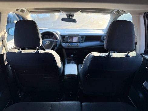 Used 2017 Toyota RAV4 XLE FWD image 43