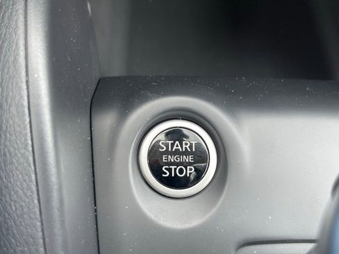 New 2025 Nissan Kicks Play S image 27