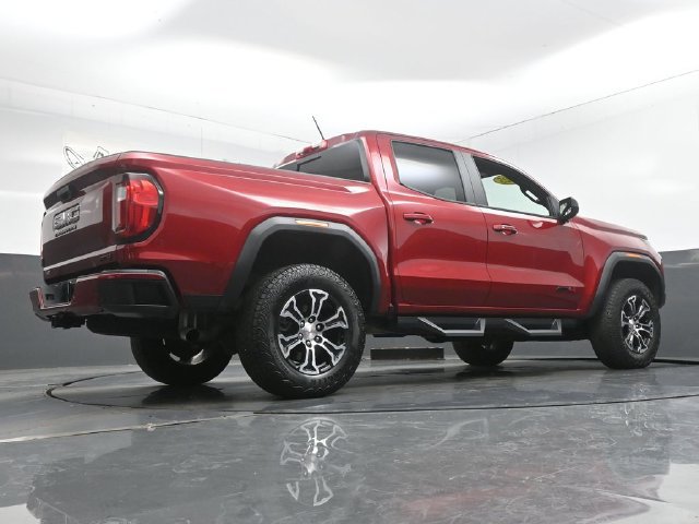 Used 2025 GMC Canyon AT4 w/ Technology Plus Package AWD/4WD image 37