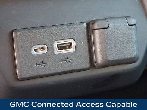 Used 2022 GMC Sierra 2500 SLE image 26