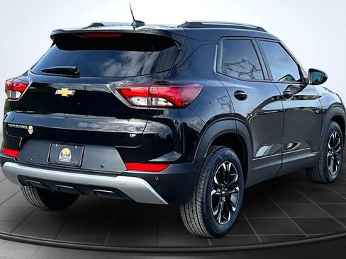 Used 2023 Chevrolet TrailBlazer LT w/ Convenience Package FWD image 23