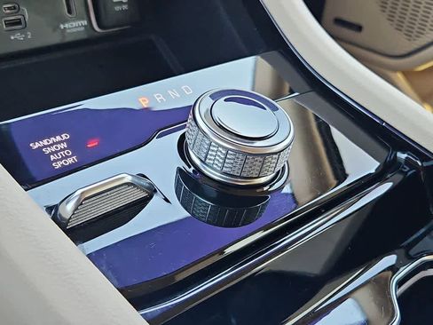 Used 2022 Jeep Grand Cherokee L Limited w/ Luxury Tech Group II image 33