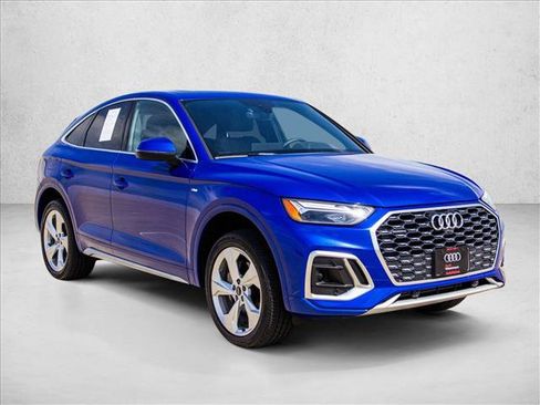 Certified 2023 Audi Q5 2.0T Premium Plus w/ Premium Plus Package AWD/4WD image 3