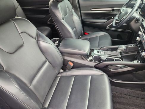 Certified 2024 Kia Telluride S w/ S Sunroof Package AWD/4WD image 19
