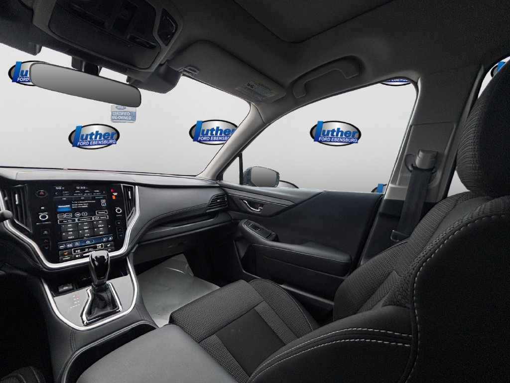 Used 2025 Subaru Outback Premium AWD/4WD image 11