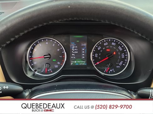 Used 2021 Toyota RAV4 XLE Premium FWD image 16