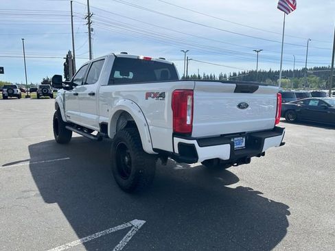 Used 2024 Ford F350 XLT w/ FX4 Off-Road Package AWD/4WD image 4