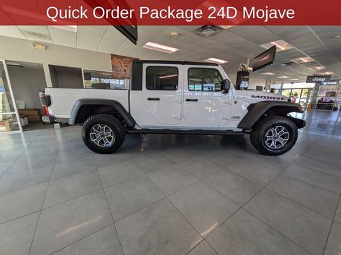 New 2026 Jeep Gladiator Mojave w/ Technology Group AWD/4WD image 5