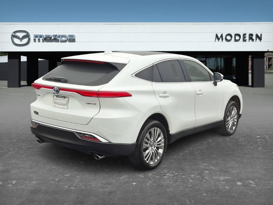 Used 2023 Toyota Venza Limited AWD/4WD image 5