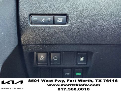 Used 2019 Nissan Rogue S w/ Special Edition Package FWD image 22
