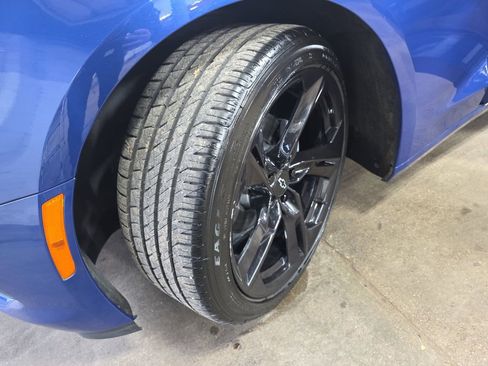 Used 2024 Chevrolet Camaro LT w/ Technology Package RWD image 28