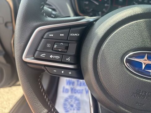 Used 2025 Subaru Outback Premium AWD/4WD image 27