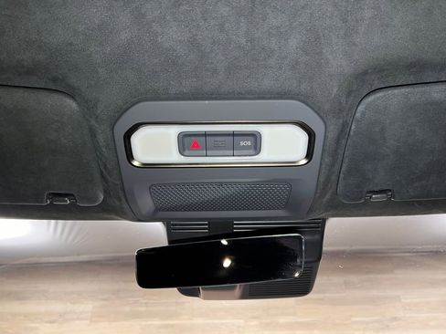 Used 2025 Rivian R1S Adventure AWD/4WD image 19