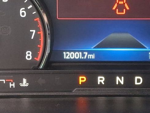 Used 2022 Ford Explorer XLT w/ Equipment Group 202A image 20