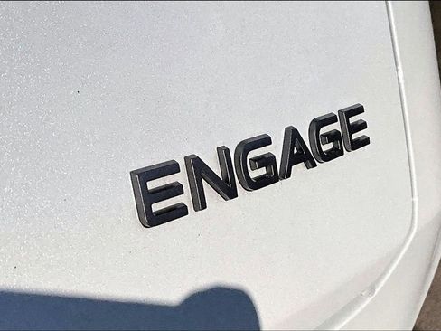 Used 2023 Nissan Ariya FWD image 11