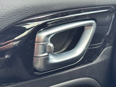 New 2026 Jeep Compass Latitude image 24