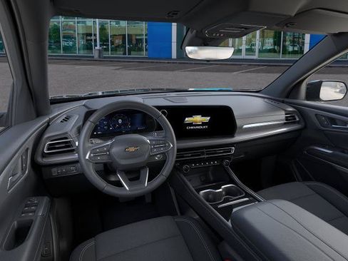New 2026 Chevrolet Traverse LT w/ Sun and Wheel Package FWD image 39