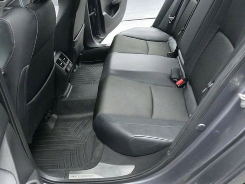 Used 2018 Honda Accord Sport image 15