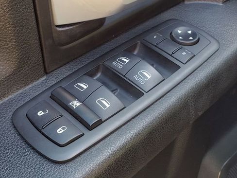 Used 2019 RAM 2500 Tradesman image 8