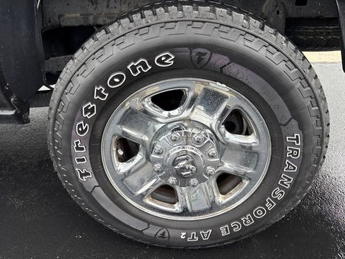 Used 2024 RAM 2500 Tradesman w/ Chrome Appearance Group AWD/4WD image 14