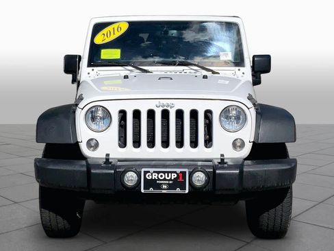Used 2016 Jeep Wrangler Unlimited Sport w/ Quick Order Package 24S AWD/4WD image 4