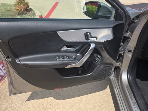 Used 2019 Mercedes-Benz A 220 w/ Premium Package image 18