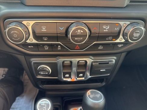 Certified 2023 Jeep Wrangler Sport image 21