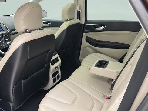 Used 2015 Ford Edge Titanium w/ Equipment Group 301A AWD/4WD image 9