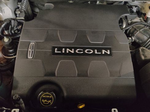 Used 2018 Lincoln MKX Reserve w/ Driver Assistance Package image 30