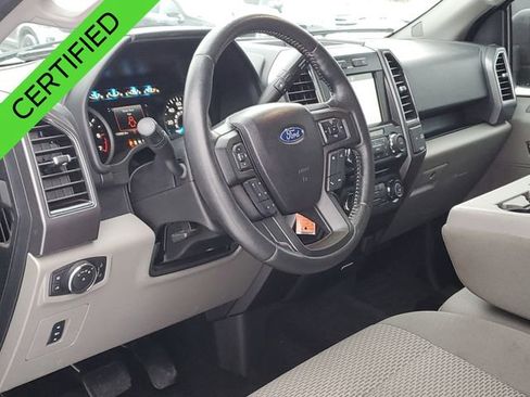 Used 2017 Ford F150 XLT w/ Equipment Group 302A Luxury image 11