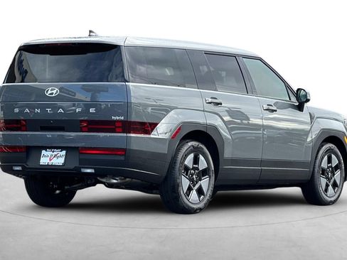 Used 2026 Hyundai Santa Fe SE FWD image 8