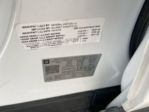 Used 2018 Chevrolet Equinox LS w/ LPO, Cargo Package AWD/4WD image 26