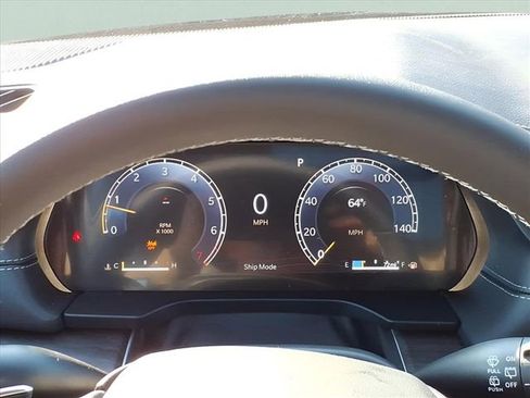 New 2025 Jeep Grand Cherokee Limited AWD/4WD image 23