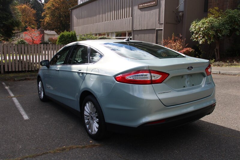 Used 2014 Ford Fusion S FWD image 4